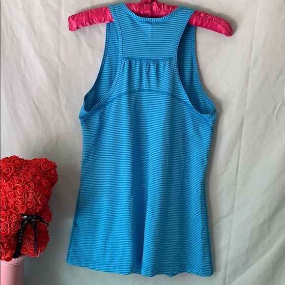 Kirkland blue active tank - Picture 2 of 4